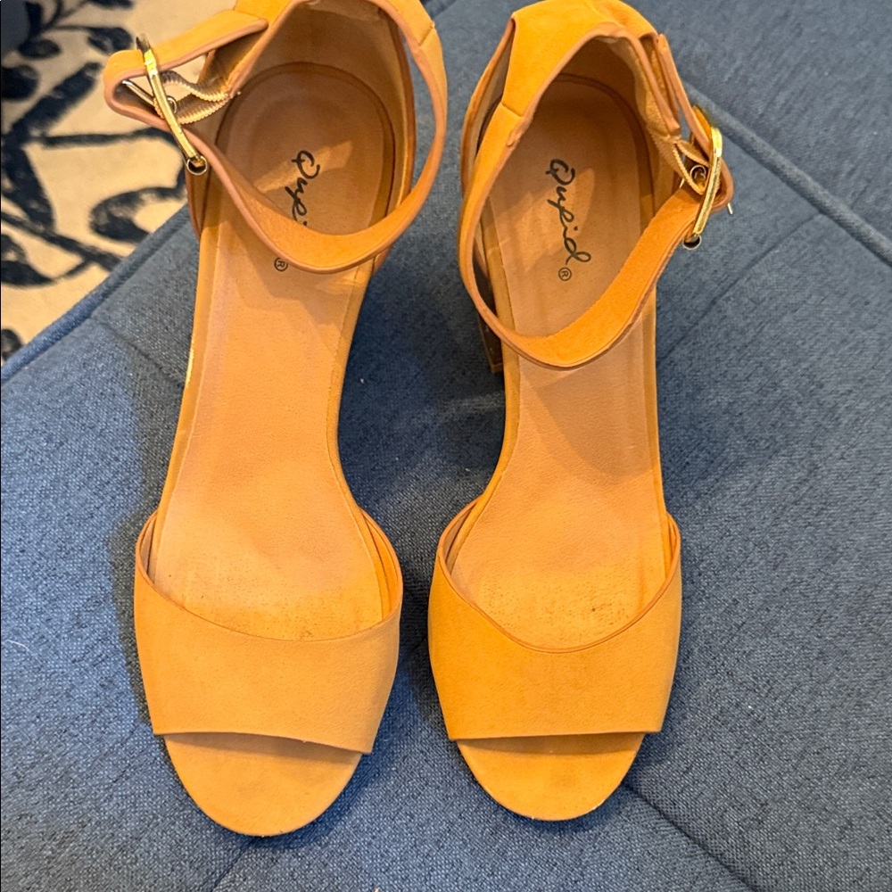 Qupid Ryka Women's Vibrant Orange Heels
